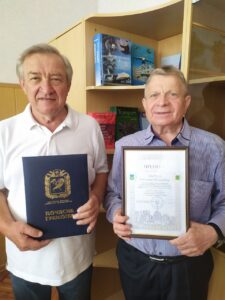 Вітаємо професорів кафедри 104 з отриманням Почесної грамоти від Харківської обласної ради.